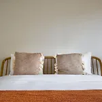 Ues 2Br W Elevator Doorman Nr Transportation Nyc-1297