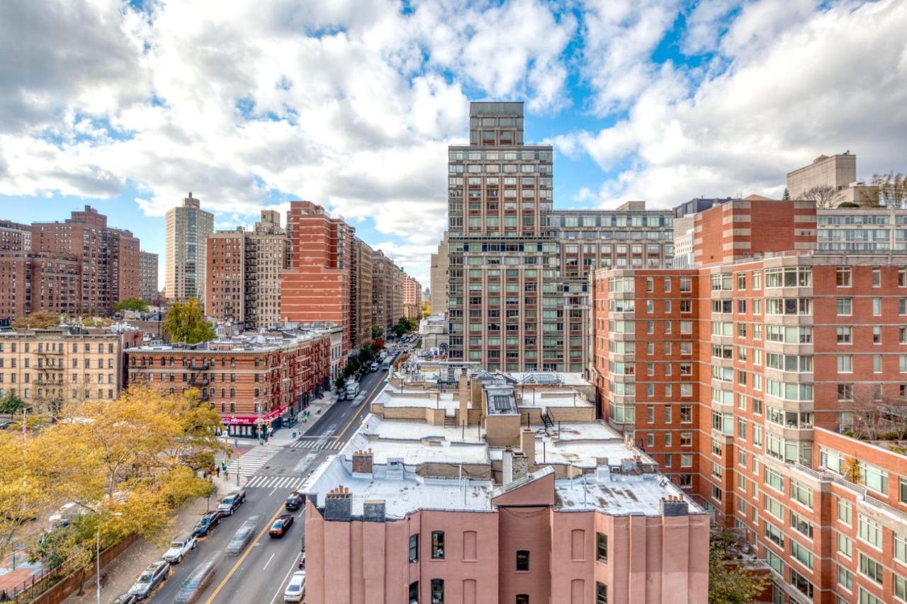 Ues 2br W Elevator Doorman Nr Transportation Nyc-1297 Apartment