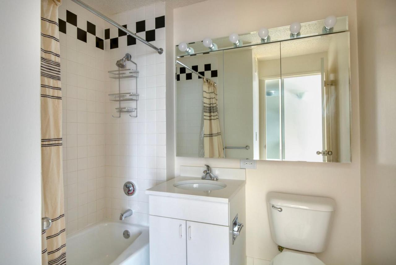 Ues 2br W Elevator Doorman Nr Transportation Nyc-1297 Apartment New York